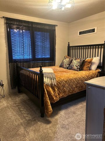 190 Hennepin, Okanogan, WA 98840