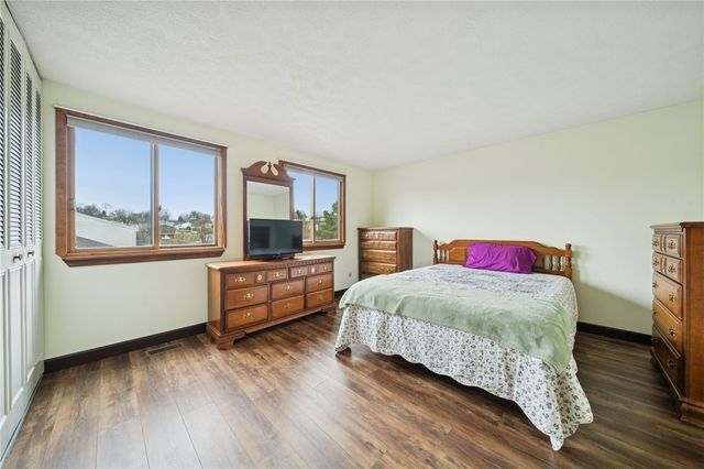 201 QUAIL DRIVE, Hempfield Twp, PA 15601