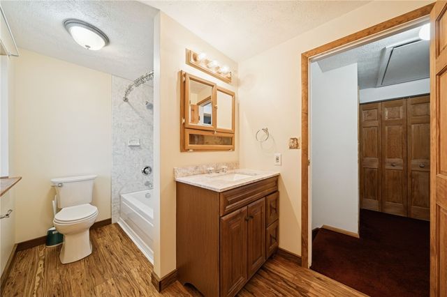 201 QUAIL DRIVE, Hempfield Twp, PA 15601