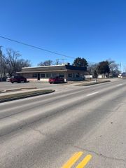 1425 W Central, El Dorado, KS 67042