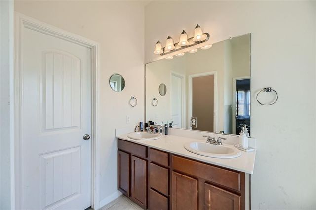 349 Tailwind DR, Kyle, TX 78640