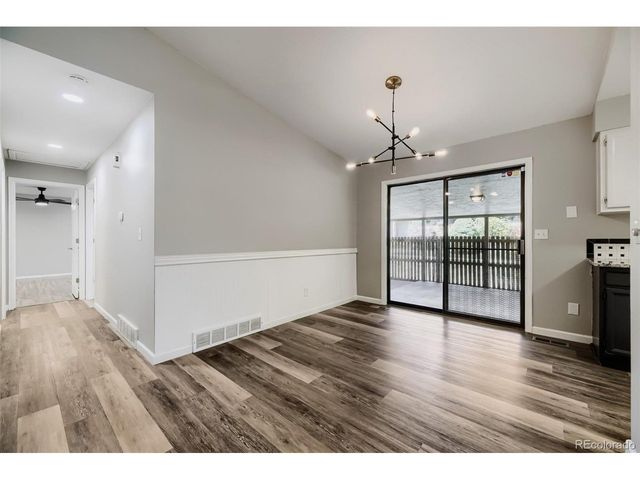 7136 W Portland Ave, Littleton, CO 80128