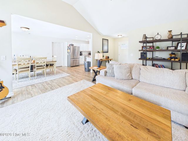 4906 Ilex Drive, Wilmington, NC 28412