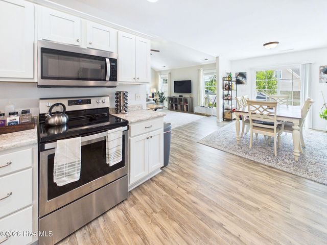 4906 Ilex Drive, Wilmington, NC 28412