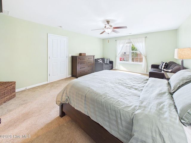 4906 Ilex Drive, Wilmington, NC 28412