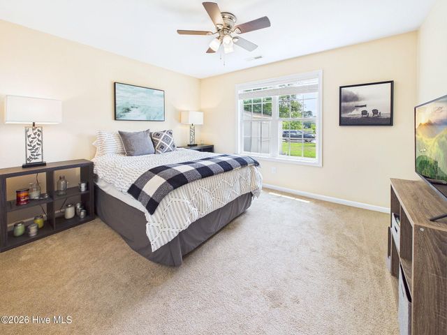 4906 Ilex Drive, Wilmington, NC 28412