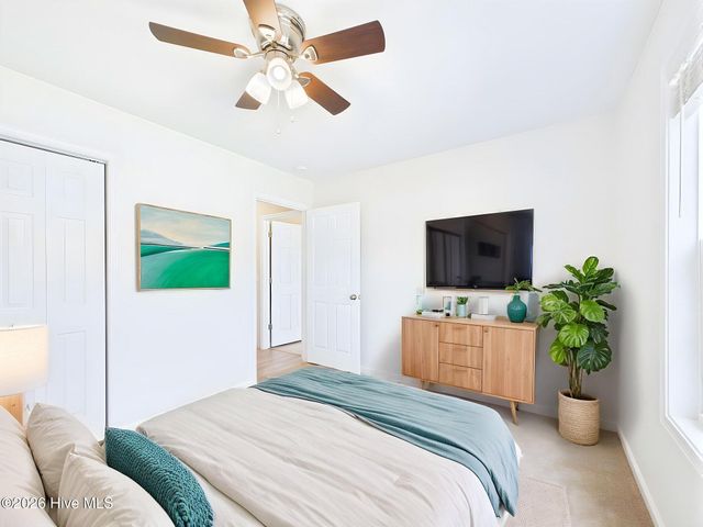 4906 Ilex Drive, Wilmington, NC 28412