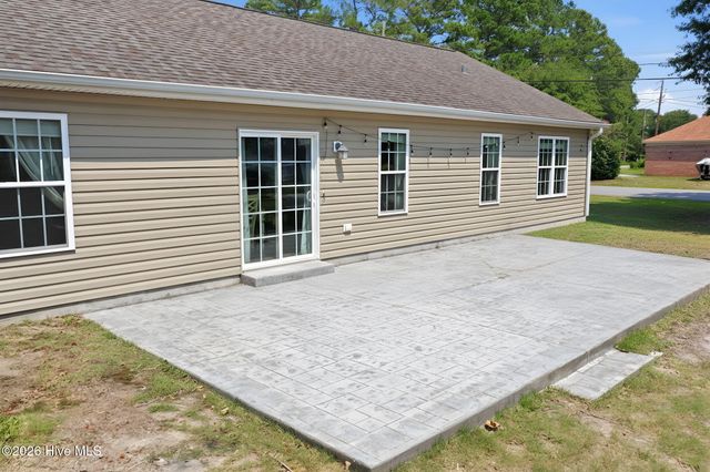 4906 Ilex Drive, Wilmington, NC 28412
