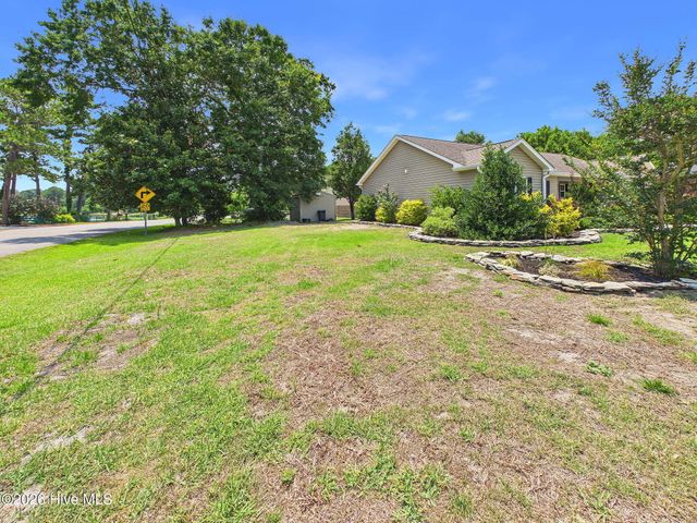 4906 Ilex Drive, Wilmington, NC 28412