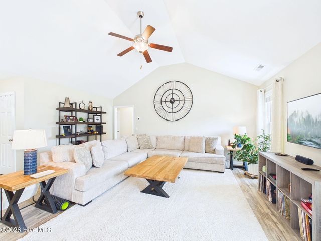 4906 Ilex Drive, Wilmington, NC 28412