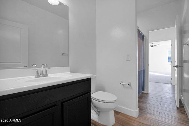 567 E Hazelnut Lane, San Tan Valley, AZ 85140