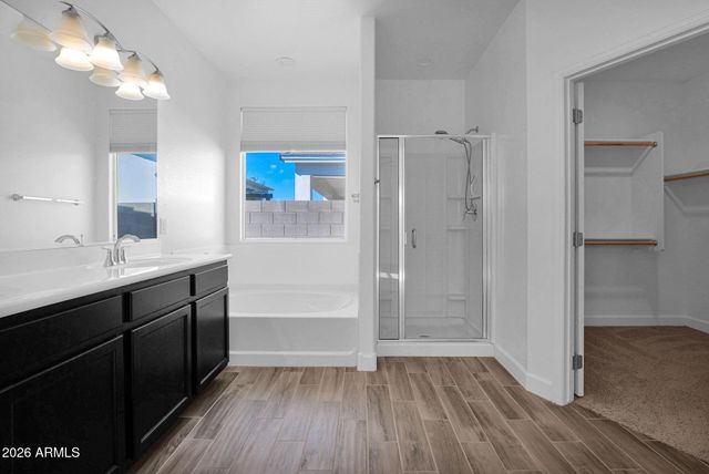 567 E Hazelnut Lane, San Tan Valley, AZ 85140