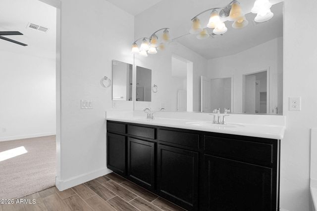 567 E Hazelnut Lane, San Tan Valley, AZ 85140