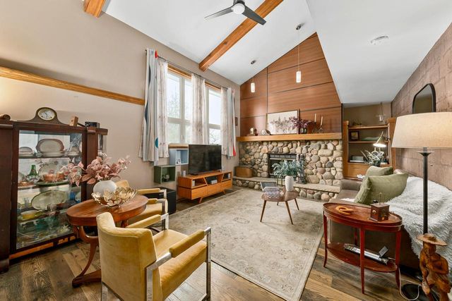 25326 W Loomis ROAD, Waterford, WI 53185