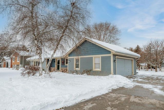 25326 W Loomis ROAD, Waterford, WI 53185