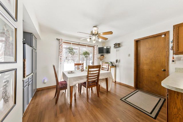 25326 W Loomis ROAD, Waterford, WI 53185