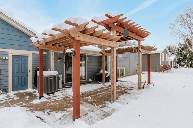 25326 W Loomis ROAD, Waterford, WI 53185