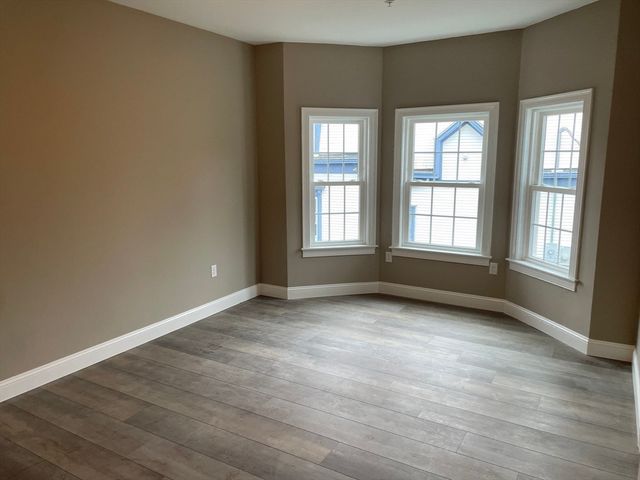 1 Brattle Street 1, Worcester, MA 01606
