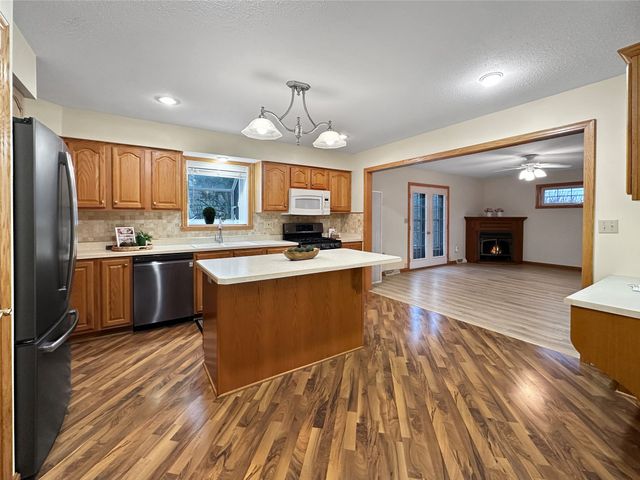 3002 MCKEE Road, Erie, PA 16506