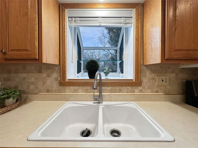 3002 MCKEE Road, Erie, PA 16506