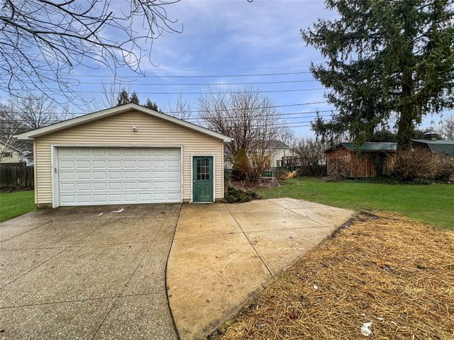 3002 MCKEE Road, Erie, PA 16506