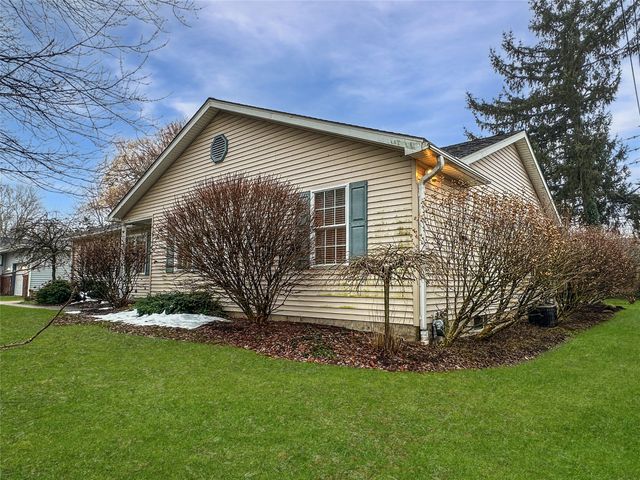 3002 MCKEE Road, Erie, PA 16506
