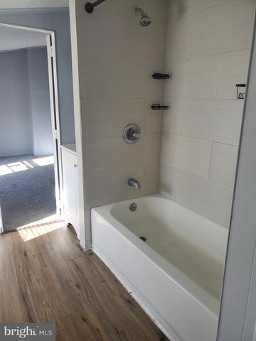 204 S 11TH ST, Reading, PA 19602