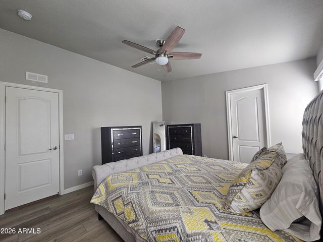 650 N Hawes Road 2805, Mesa, AZ 85207