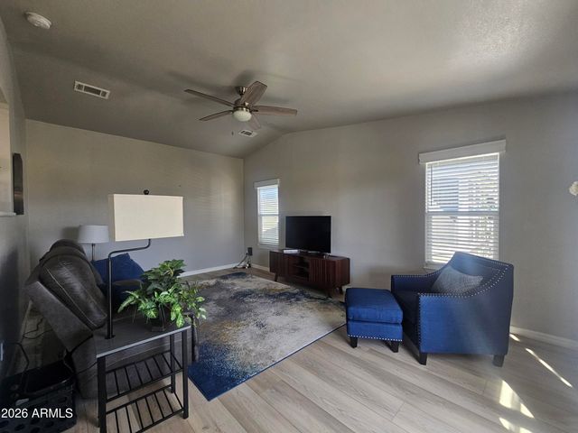 650 N Hawes Road 2805, Mesa, AZ 85207