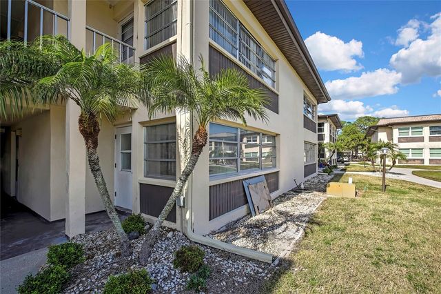 5242 OPAL LANE 106, New Port Richey, FL 34652