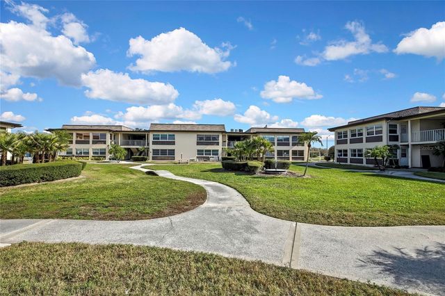 5242 OPAL LANE 106, New Port Richey, FL 34652