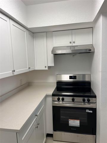 5242 OPAL LANE 106, New Port Richey, FL 34652