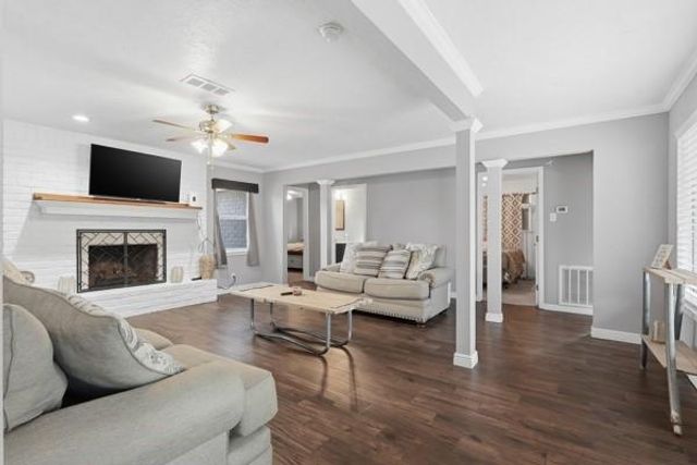 25311 White Oak Ln, Splendora, TX 77372