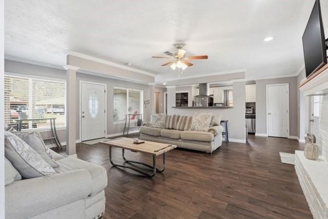 25311 White Oak Ln, Splendora, TX 77372