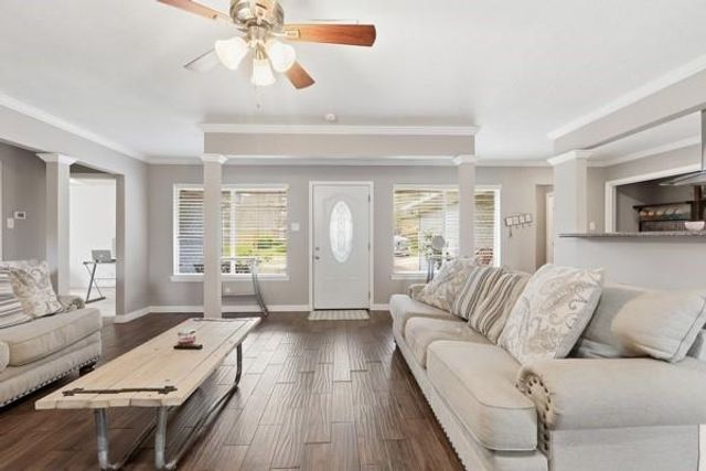 25311 White Oak Ln, Splendora, TX 77372