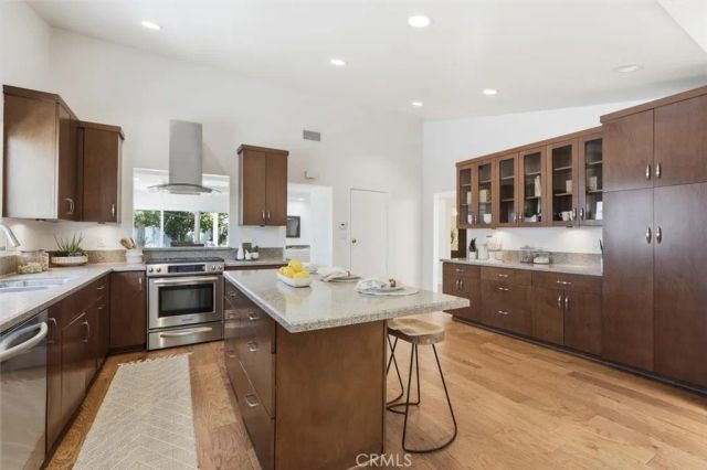 6903 Hartcrest Drive, Rancho Palos Verdes, CA 90275