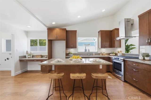 6903 Hartcrest Drive, Rancho Palos Verdes, CA 90275