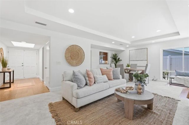 6903 Hartcrest Drive, Rancho Palos Verdes, CA 90275