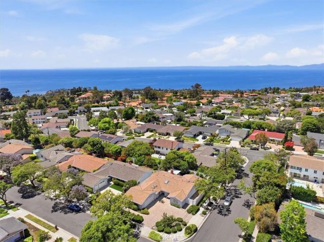 6903 Hartcrest Drive, Rancho Palos Verdes, CA 90275