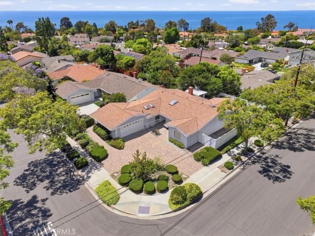 6903 Hartcrest Drive, Rancho Palos Verdes, CA 90275