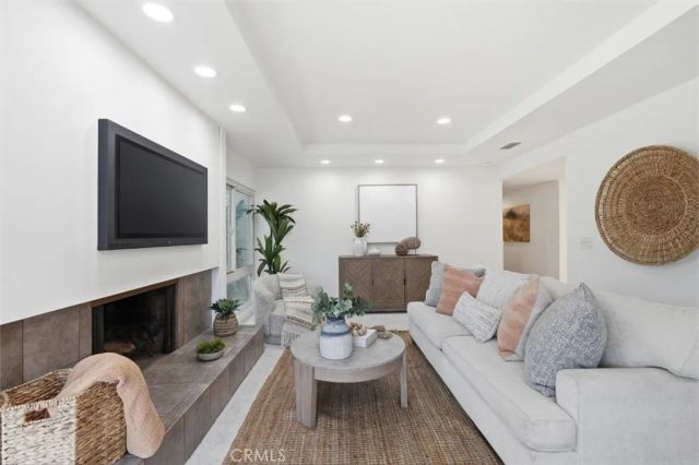 6903 Hartcrest Drive, Rancho Palos Verdes, CA 90275