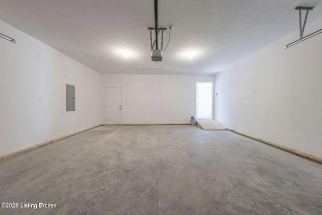 806 Abbeywood Rd, Elizabethtown, KY 42701