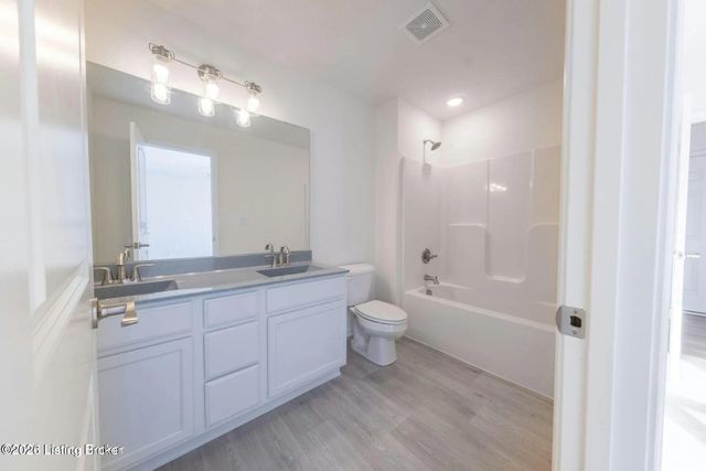 806 Abbeywood Rd, Elizabethtown, KY 42701