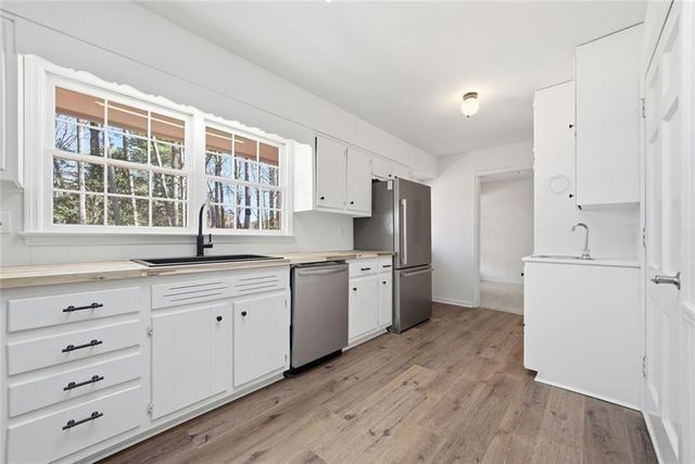 2297 Lavista Woods Drive, Tucker, GA 30084