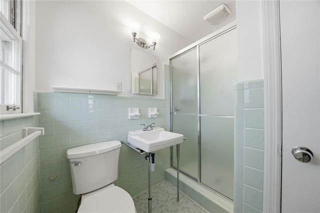 2297 Lavista Woods Drive, Tucker, GA 30084