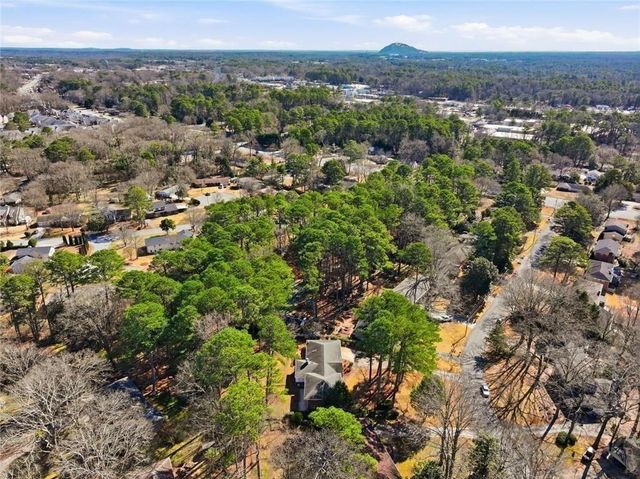 2297 Lavista Woods Drive, Tucker, GA 30084