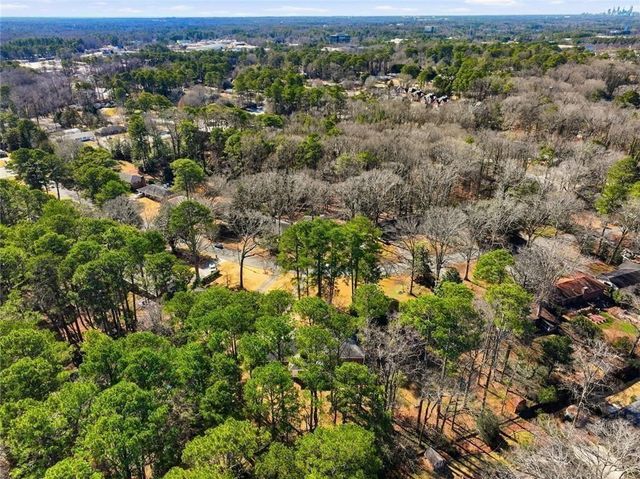 2297 Lavista Woods Drive, Tucker, GA 30084