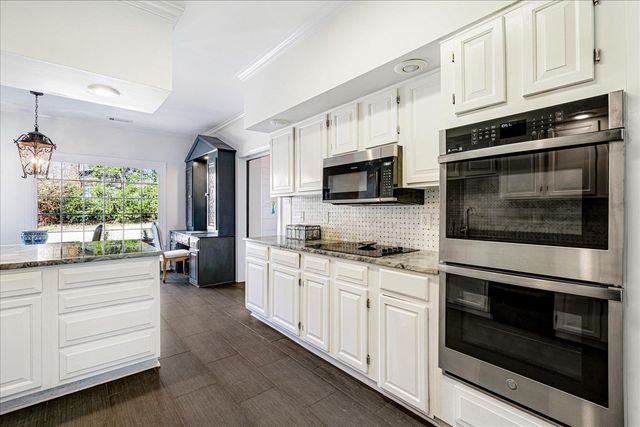 1706 BRYN MAWR CV, Germantown, TN 38138