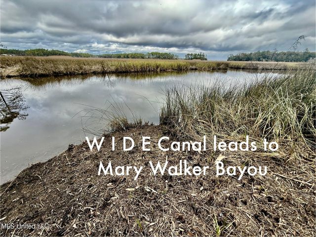 1208 De La Pointe Drive, Gautier, MS 39553