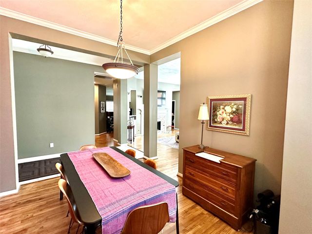 8910 Everhart Lane, Houston, TX 77040